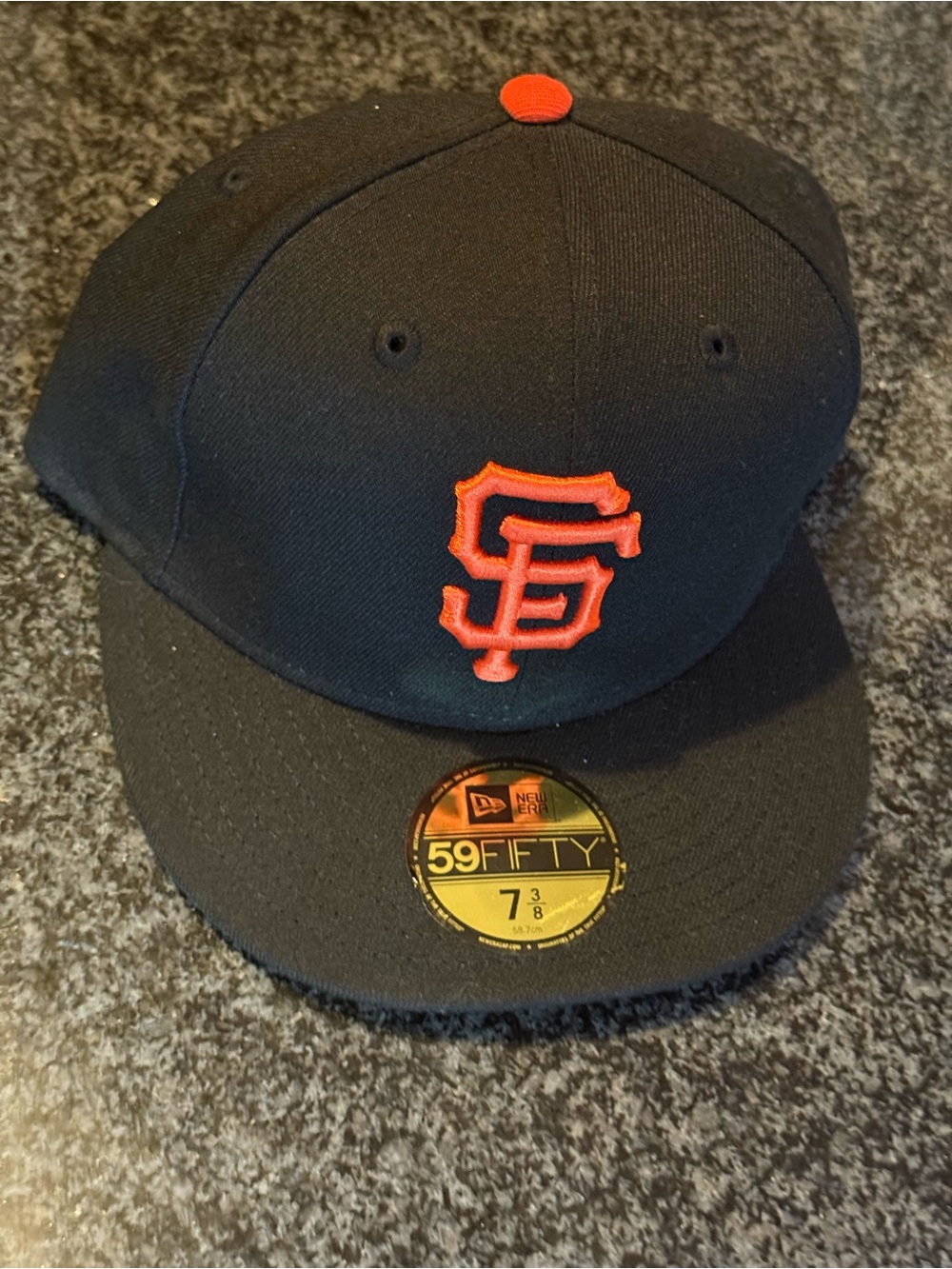 San Francisco Giants OG Black and Orange. 7 3/8